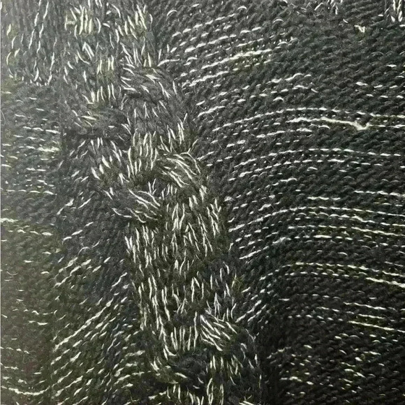 Silence + Noise Black & White Knit Sweater Size Small Wool Blend Scoop Neck. - Picture 2 of 6